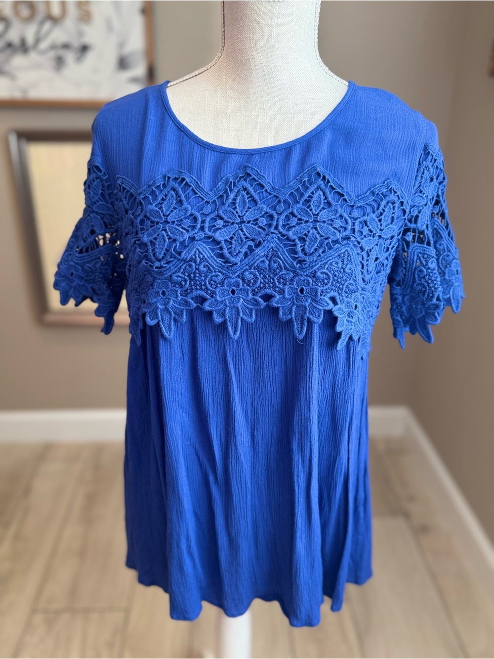 JODIFL Royal Blue Crochet Yoke Short Sleeve Top